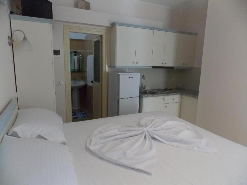 Amber Apartments Saranda Kültér fotó