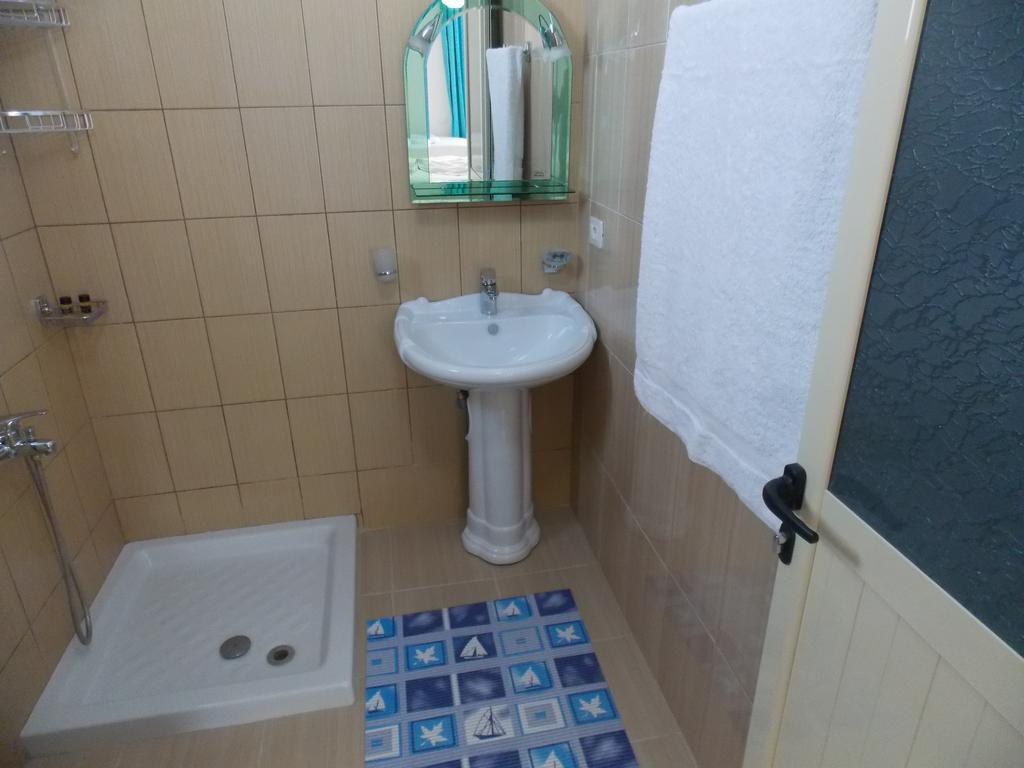 Amber Apartments Saranda Kültér fotó