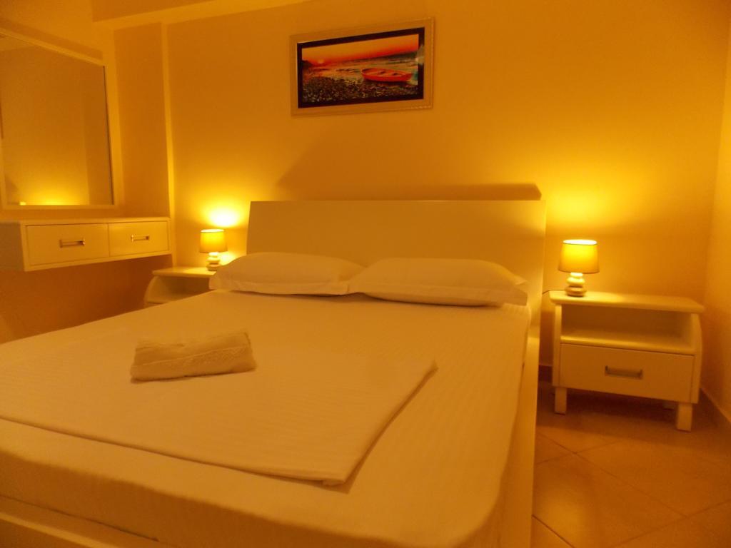 Amber Apartments Saranda Kültér fotó