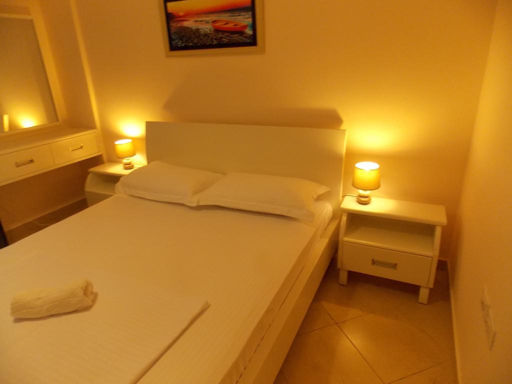 Amber Apartments Saranda Kültér fotó