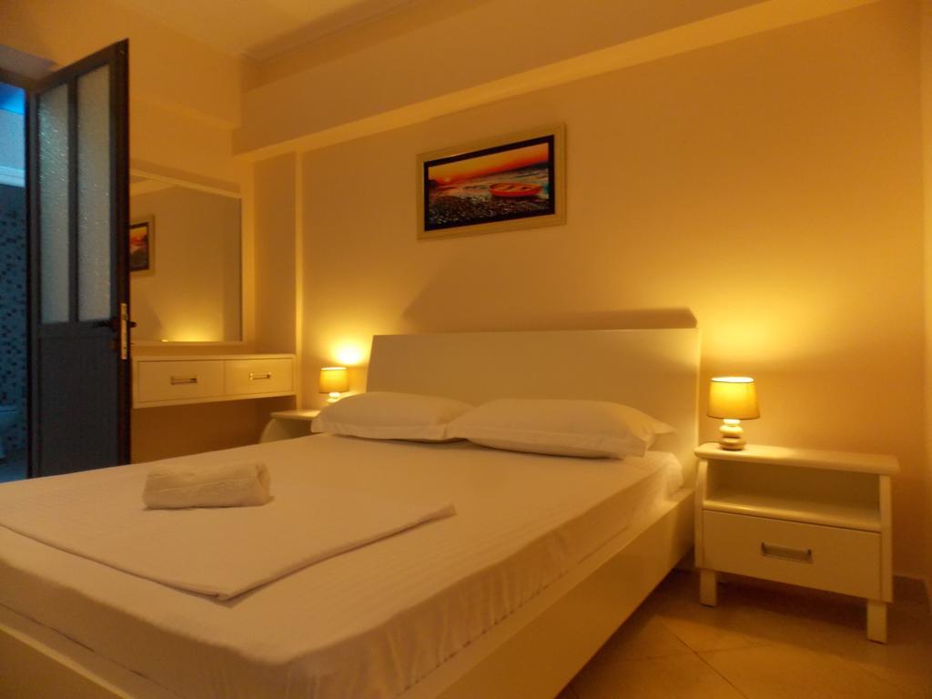 Amber Apartments Saranda Kültér fotó